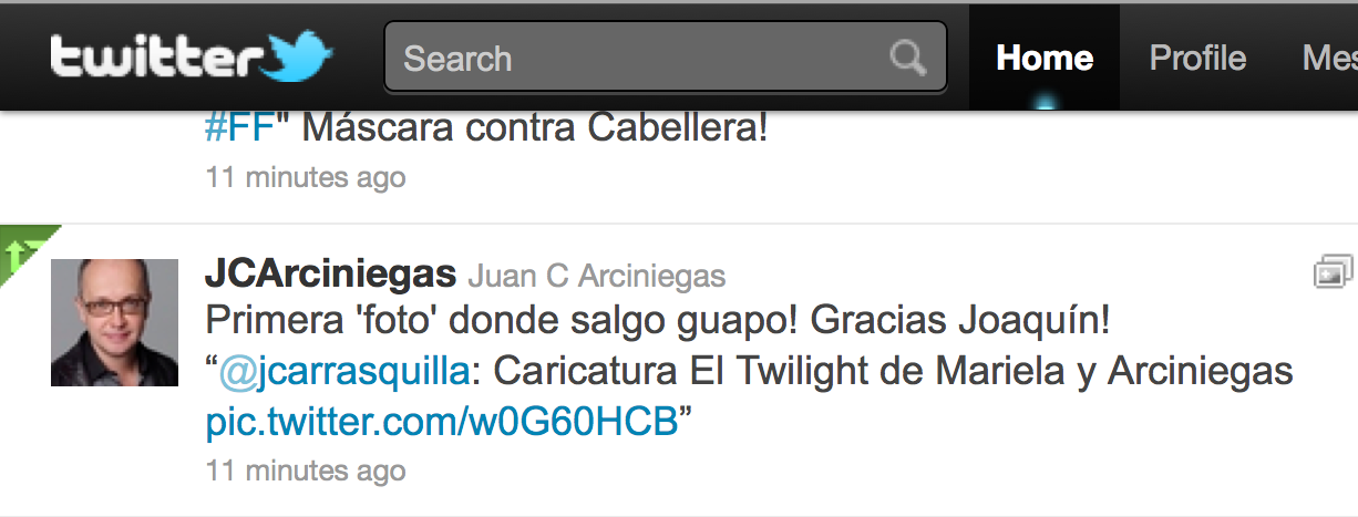 Juan Cralos Arciniegas del programa ShowBiz comenta una caricatura enviada por Twitter.